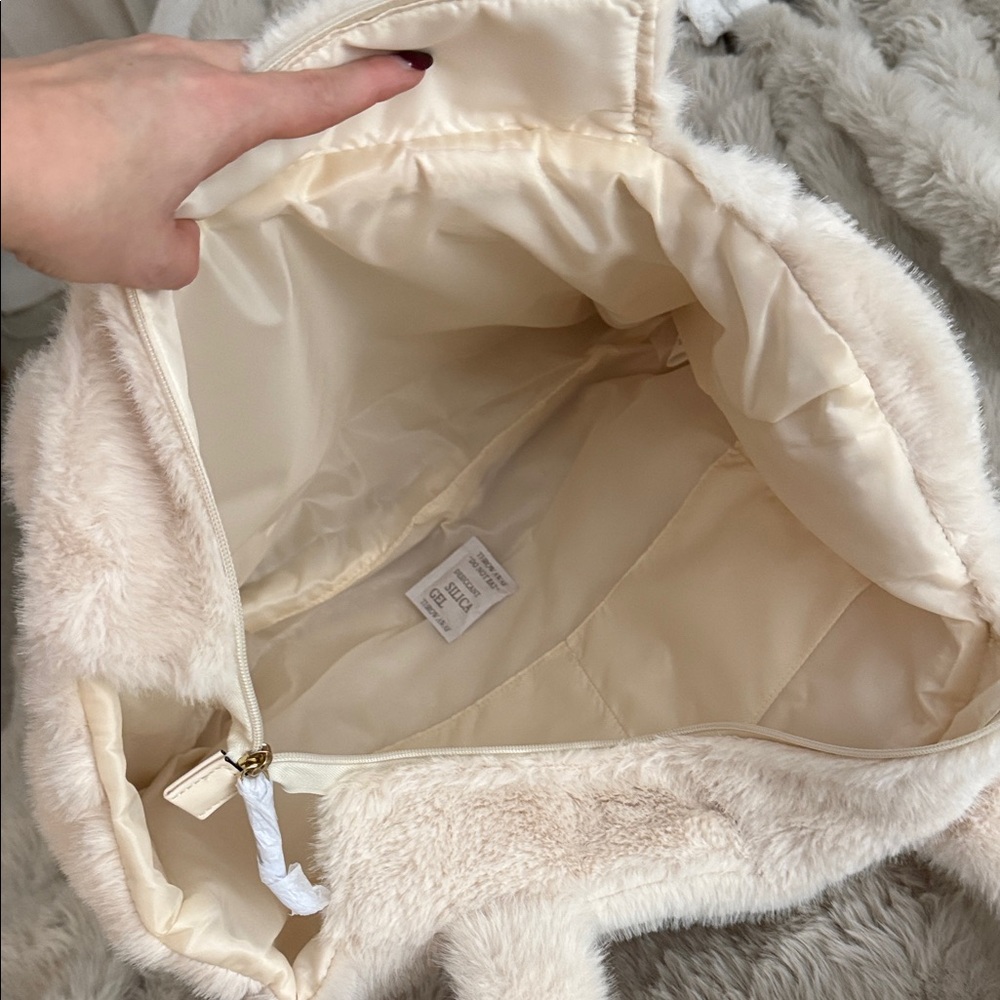 Victoria's Secret Soft Cream Faux Fur Tote - Picture 5 of 5